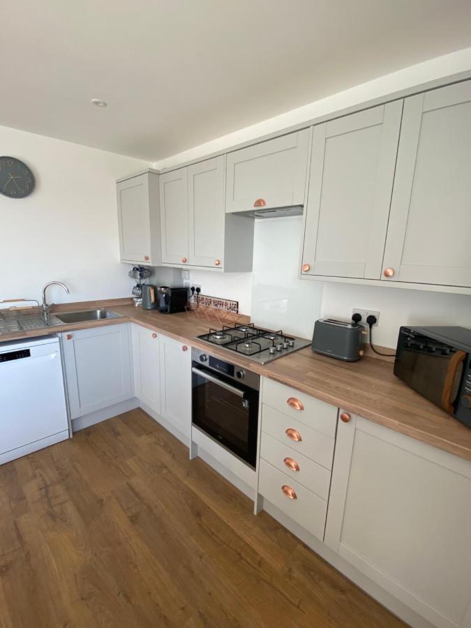 Beau - Brambles Chine, Colwell Bay - 5 Star Wifi - Short Walk To The Hut And Beach - 1 Night Stays Available - Ferry Offers Freshwater Eksteriør billede