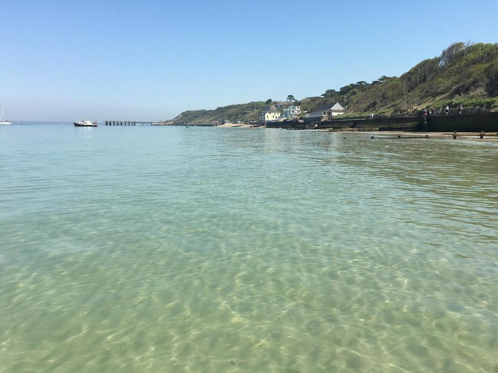 Beau - Brambles Chine, Colwell Bay - 5 Star Wifi - Short Walk To The Hut And Beach - 1 Night Stays Available - Ferry Offers Freshwater Eksteriør billede