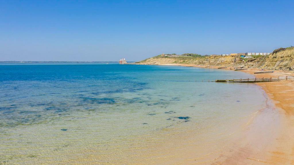 Beau - Brambles Chine, Colwell Bay - 5 Star Wifi - Short Walk To The Hut And Beach - 1 Night Stays Available - Ferry Offers Freshwater Eksteriør billede