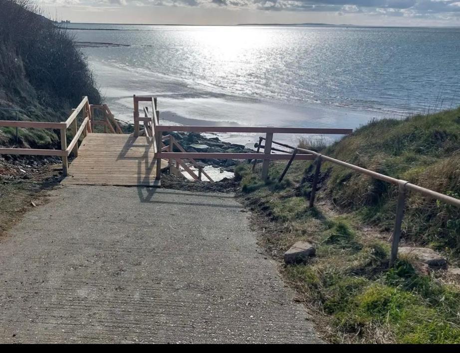 Beau - Brambles Chine, Colwell Bay - 5 Star Wifi - Short Walk To The Hut And Beach - 1 Night Stays Available - Ferry Offers Freshwater Eksteriør billede